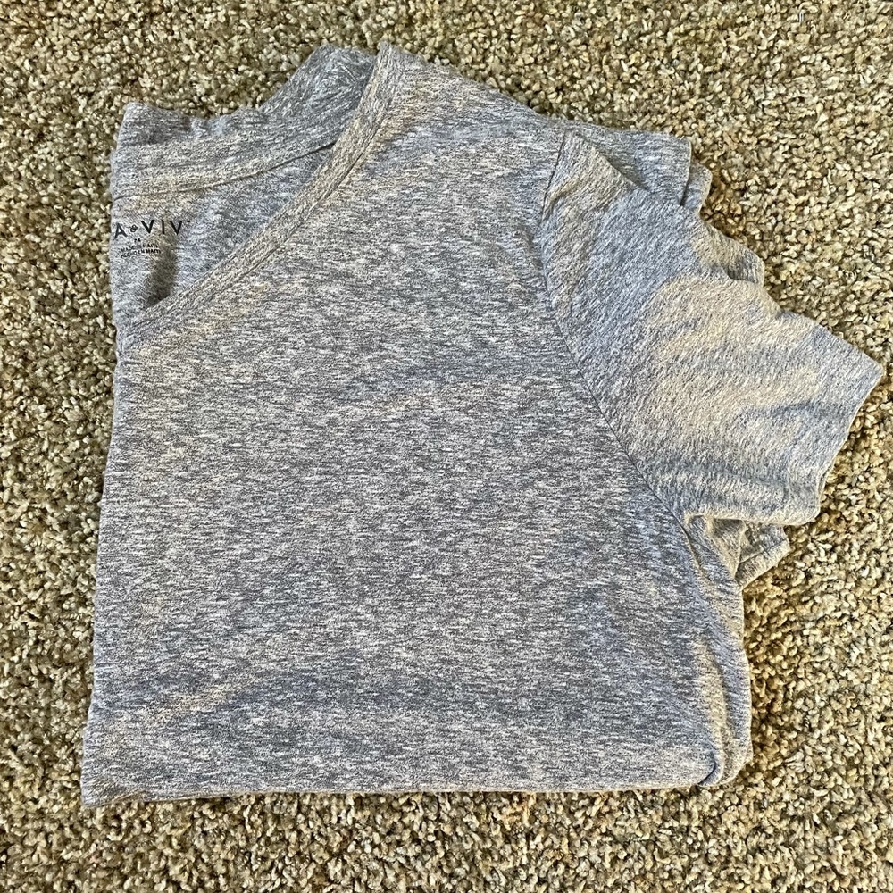 Grey v-neck tee